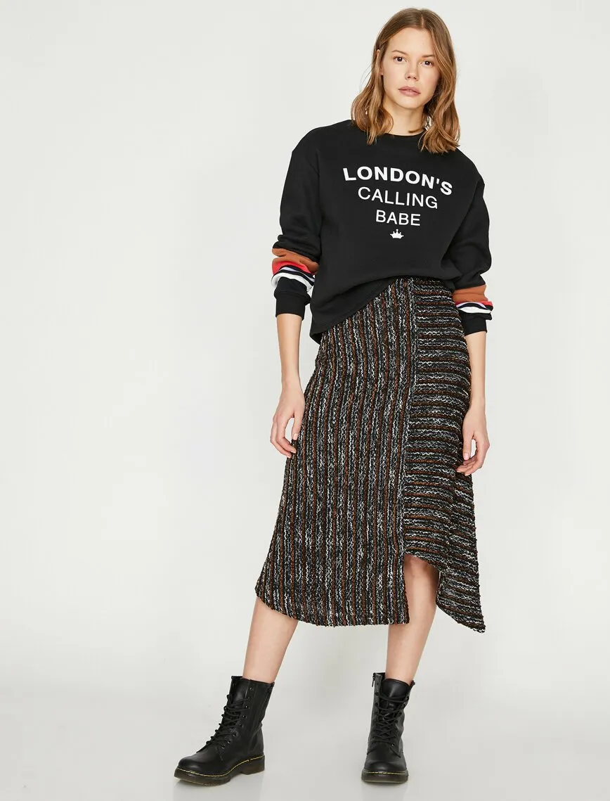 12000 Black Striped Midi Skirt