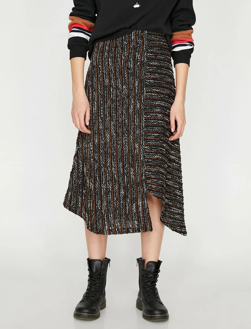 12000 Black Striped Midi Skirt