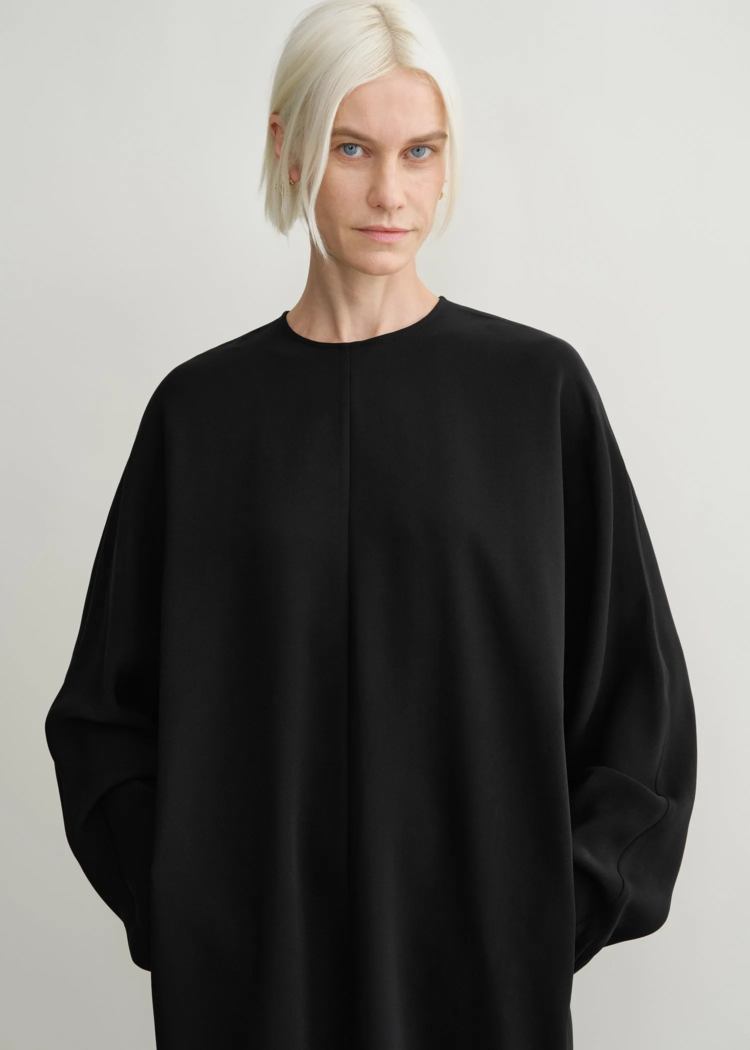 Crew-neck cady dress black